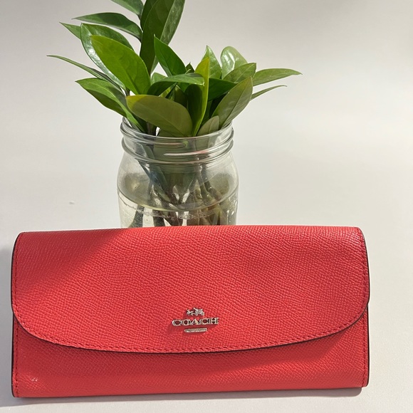 @Coach Purse - Picture 2 of 4